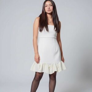 Chic White Ruffle Hem Mini Dress